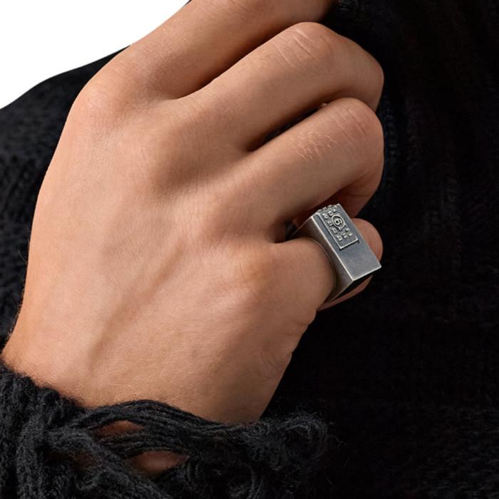 MM6 Minimal Logo Ring for Men SM7UQ0084 P7356 952