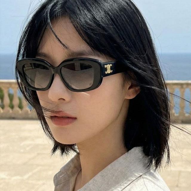 CELINE Classic Square Acetate Triomphe Sunglasses Unisex CL40216U 01F