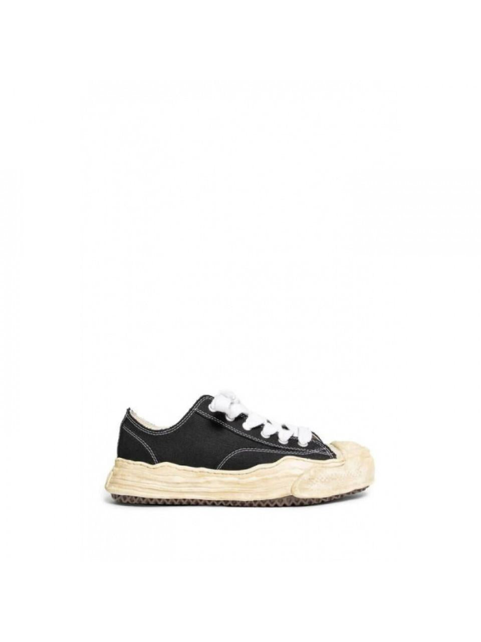 Maison Mihara Yasuhiro Hank OG Sole Canvas Low-Top Sneakers Black A13 FW733
