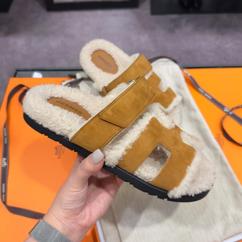 HERMES Shearling Chypre Sandals Suede Goatskin Woolskin Natural Ecru Women