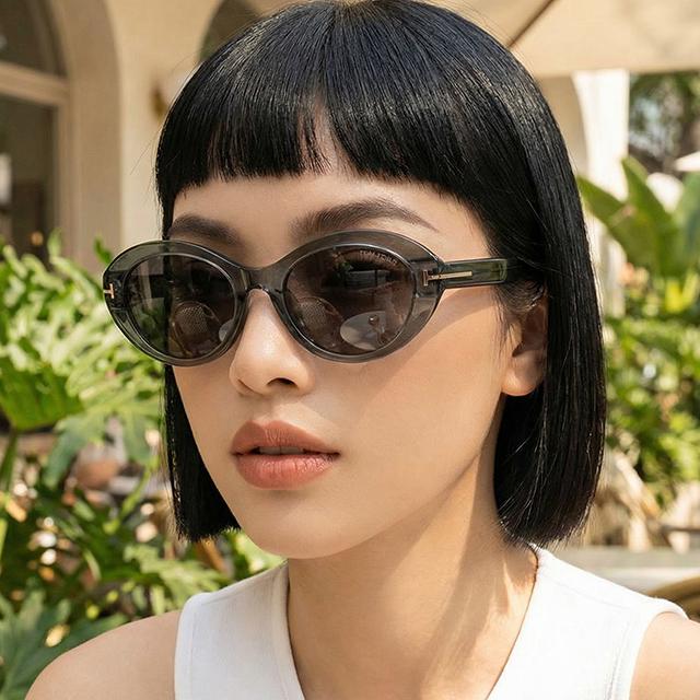 TOM FORD Oval Cat Eye Unisex Sunglasses TF1171 K 20A