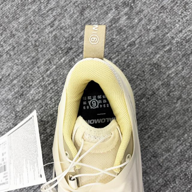 MM6 Salomon X MM6 Cross Dust Low-Top Sneakers