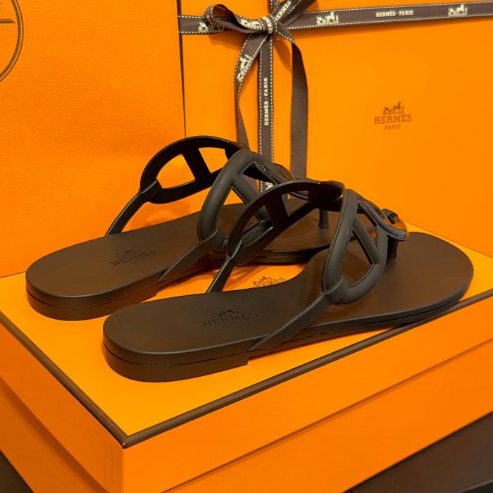 HERMES Egerie Jelly Shoes Black Sandals