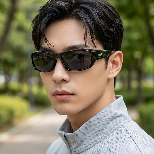 Nike Sport Wayfarer Sunglasses Unisex for Golf Hiking Daily Wear EV0571 001