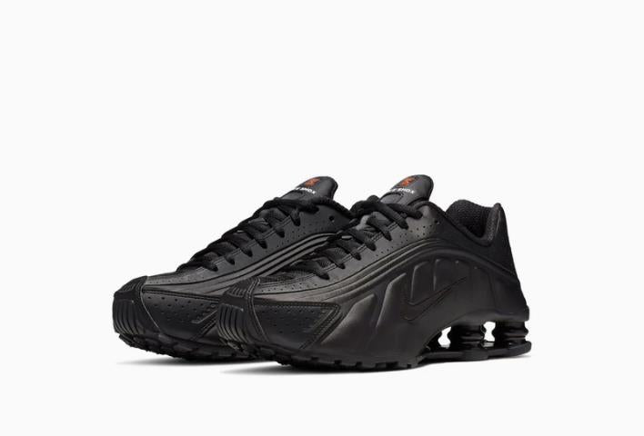 Nike Shox R4 Black Women’s Low-Top Sneakers