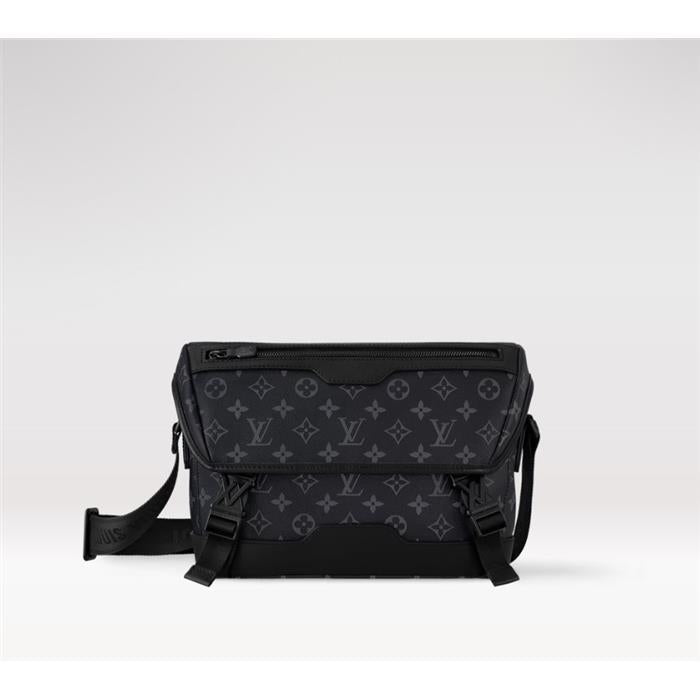 Louis Vuitton Messenger Voyage PM Shoulder Crossbody Bag M12517