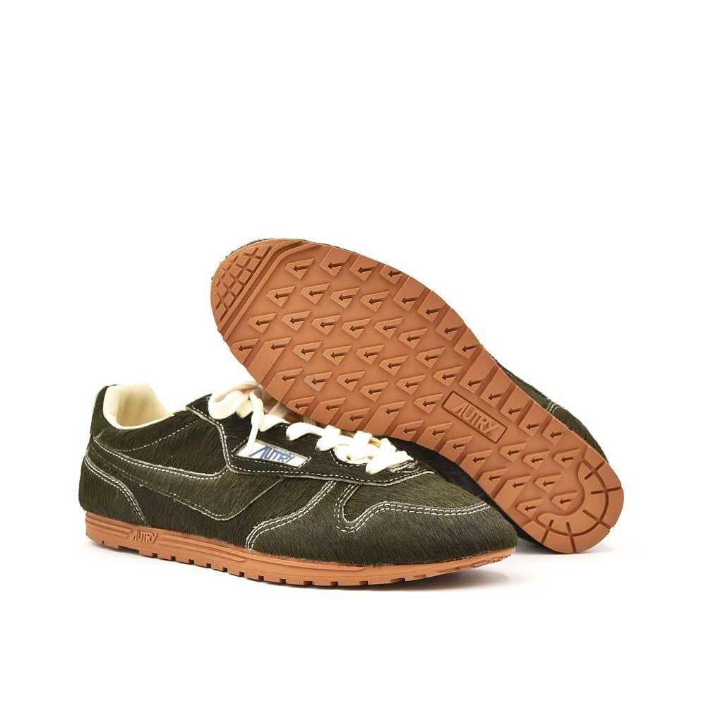 AUTRY Windspin Pony Skin Low Top Sneakers Women