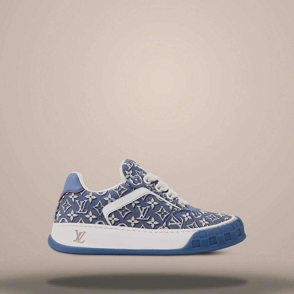 Louis Vuitton Blue LV Tilted Low Top Sneakers 1AKQKH