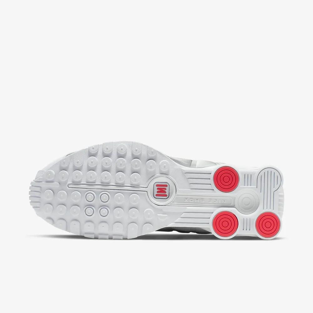 Nike White Metallic Silver Shox R4 Low-Top Sneakers