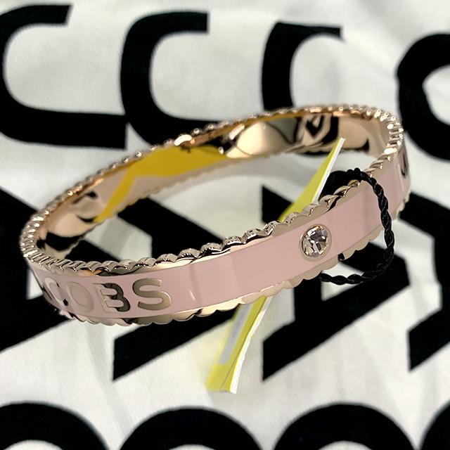 Marc Jacobs Medallion Scallop Bangle Bracelet