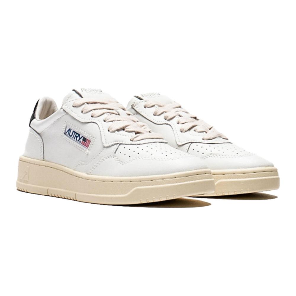 AUTRY Women’s Medalist Low-Top Sneakers White with Black Tab