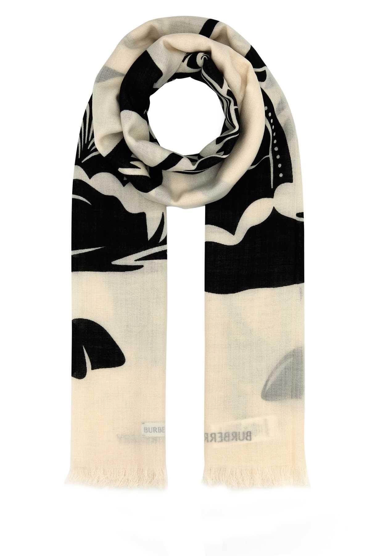 BURBERRY Beige Check Wool Scarf
