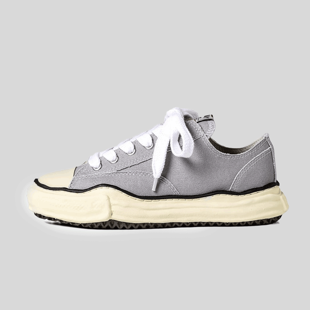 Maison Mihara Yasuhiro Peterson VL OG Sole Low-Top Sneakers Gray A09 FW 733