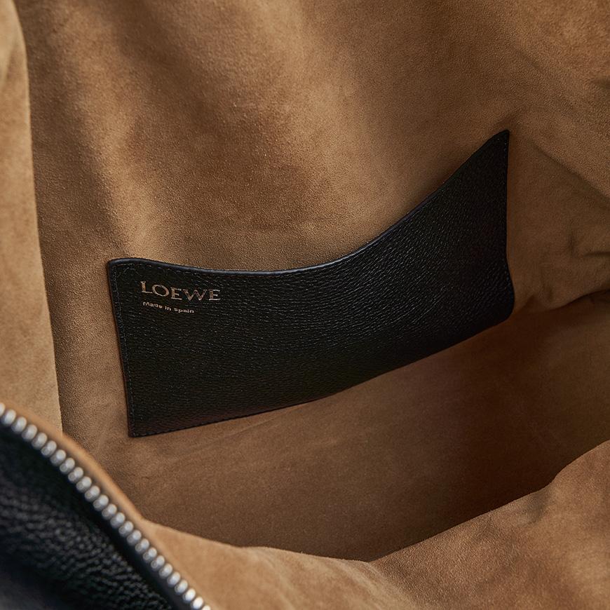 LOEWE Women’s Cubi Crossbody Bag Black Leather