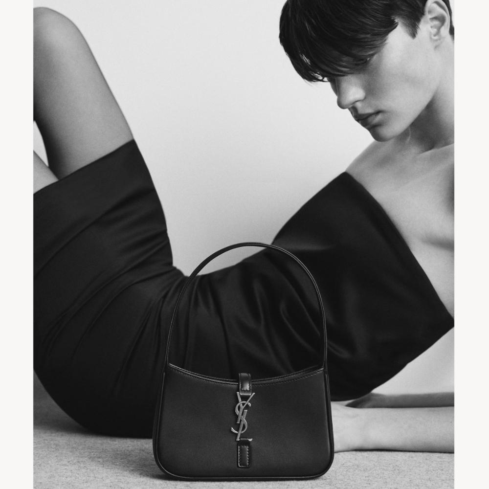 Saint Laurent Le 5 à 7 Mini Shoulder Bag Black