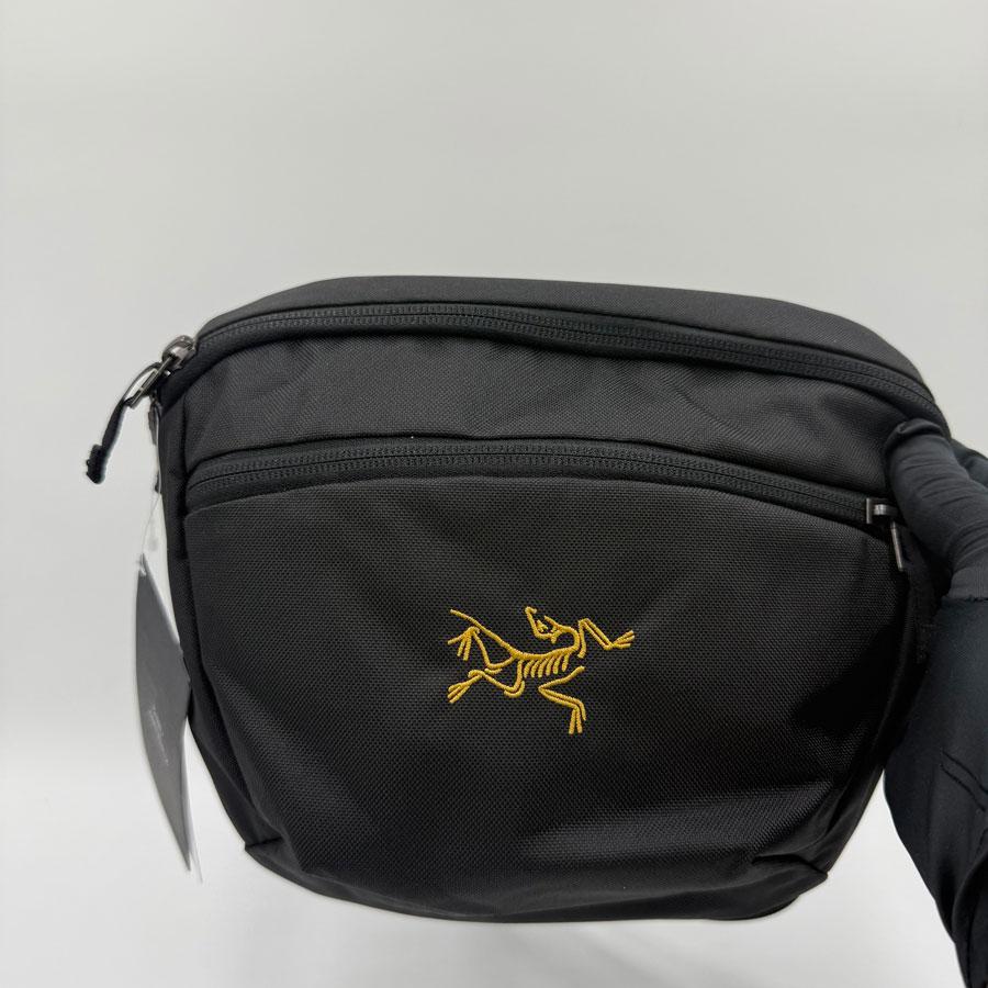 ARC`TERYX Mantis 2 Waist Pack 24K Black Crossbody Mini Bag