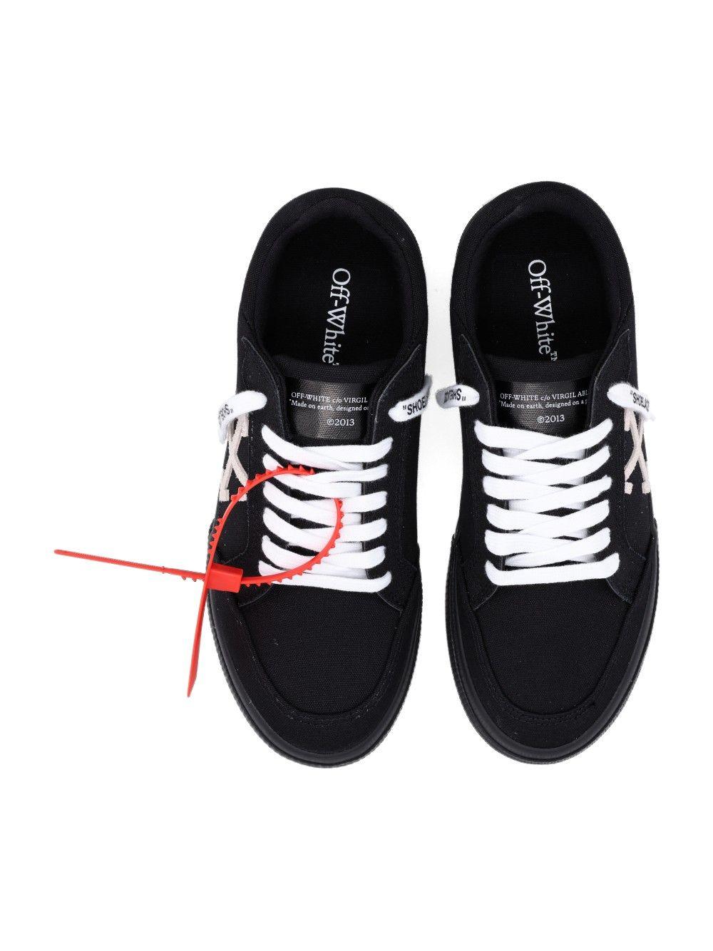 OFF WHITE Black Leather Low-Top Sneakers