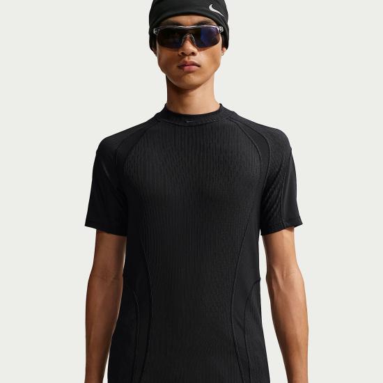 Nike Short Sleeve T-Shirt Black Men’s Top