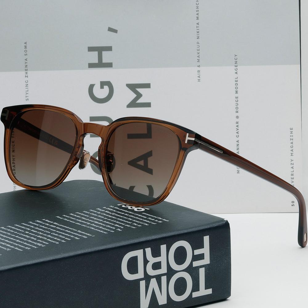 TOM FORD Clear Acetate Oversized Asian Fit Unisex Sunglasses TF1051K 45F