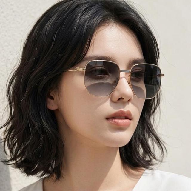 Etro Gold Frame Oversized Unisex Sunglasses