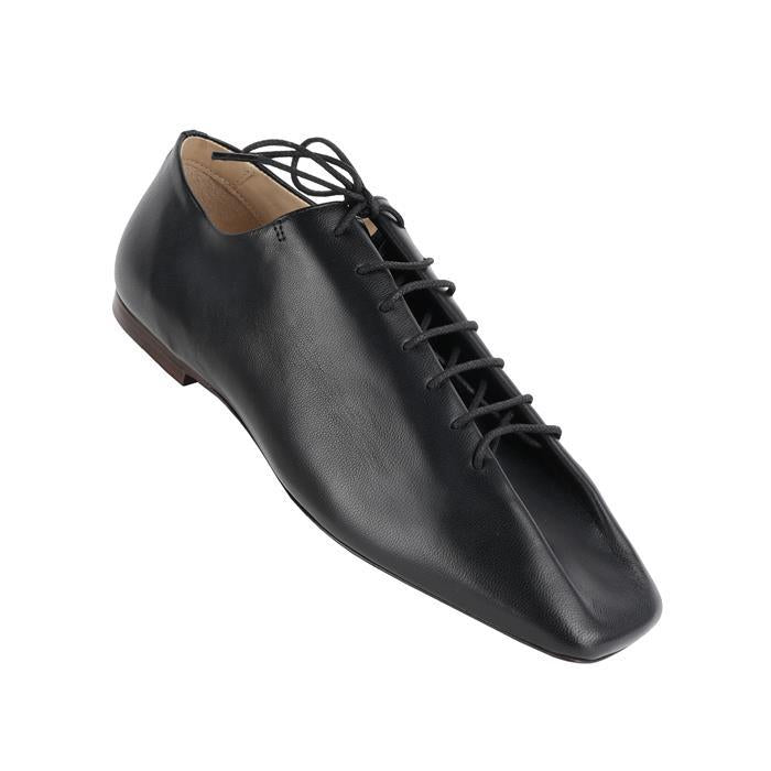 Lemaire Shiny Nappa Suri Classic Derby Flat Shoes FO0245 LL0023 BK999