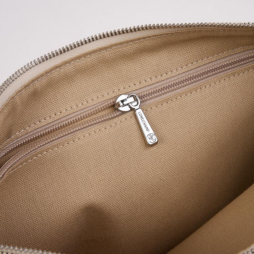 Longchamp Essential L Shoulder Bag for Women 10323 HSG 037