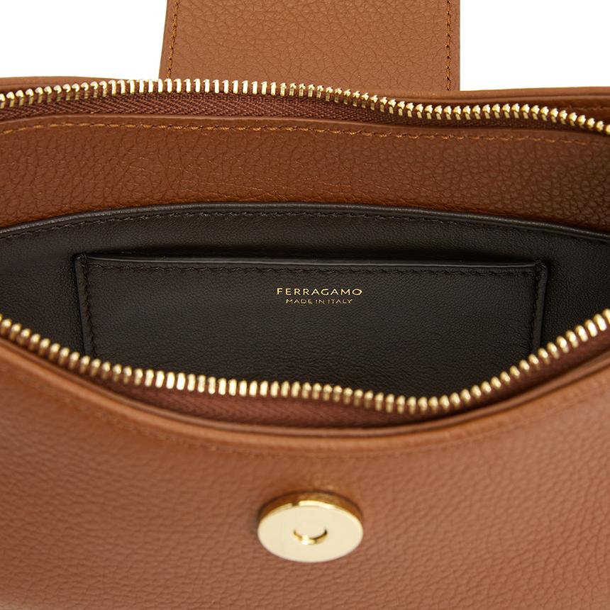 Ferragamo Gancini Women’s Shoulder Bag 220947 0785945