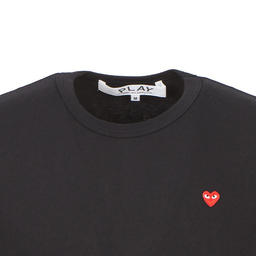 Comme des Garcons Small Red Heart Patch Unisex Short Sleeve T-Shir AX T304 051 1