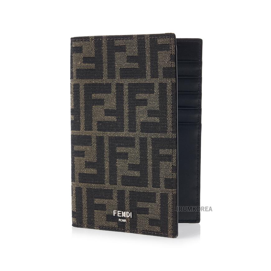 FENDI Selleria Leather Men's Passport Wallet