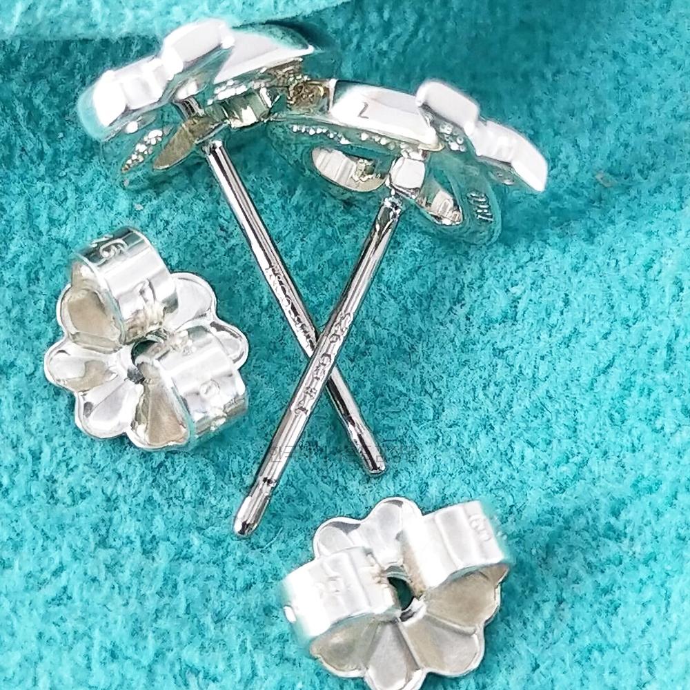 Tiffany & Co 925 Sterling Silver Picasso Small Loving Heart Earrings 92 5