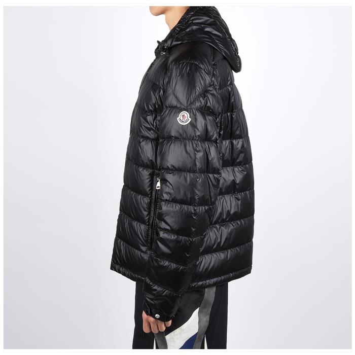 Moncler Hooded Short Down Jacket 1A00080 597Y4 999 GLIERE