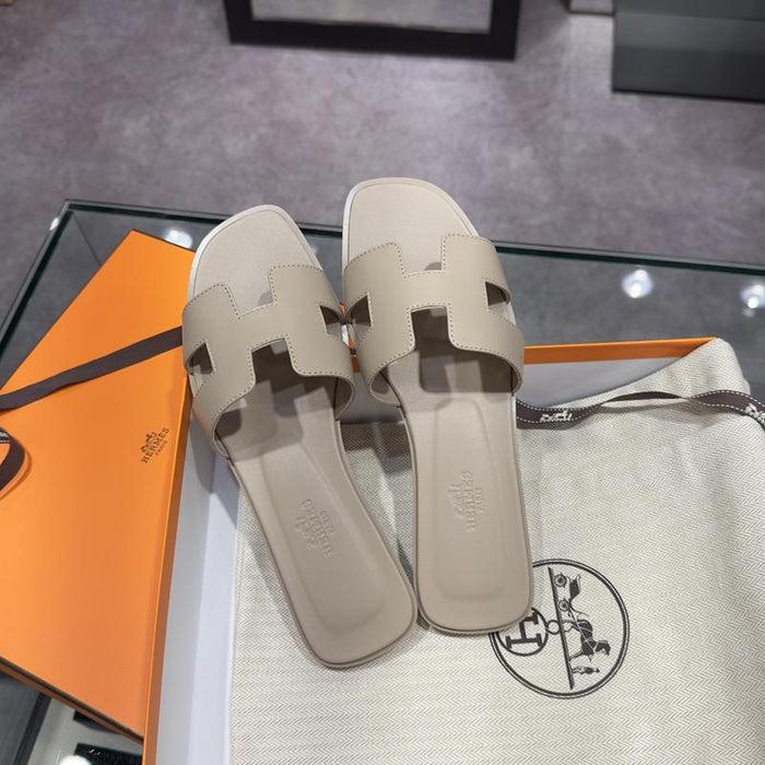 HERMES Oran Light Beige Calfskin Sandals Women