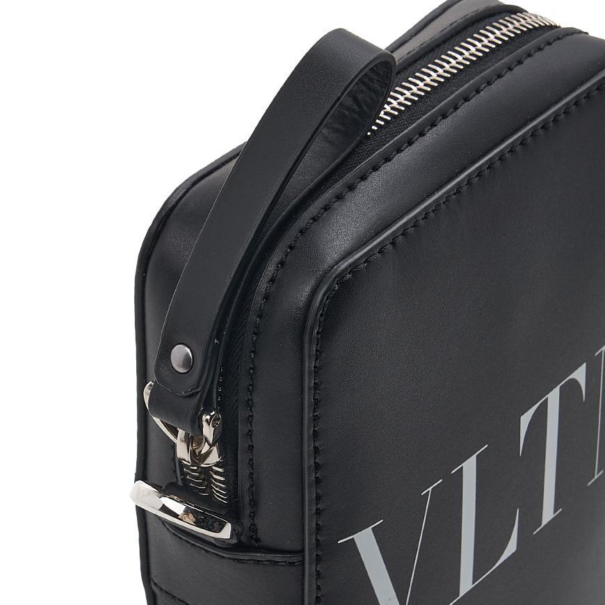 VALENTINO Garavani Men’s Logo Small Crossbody Bag 4Y2B0943 WJW 0NI