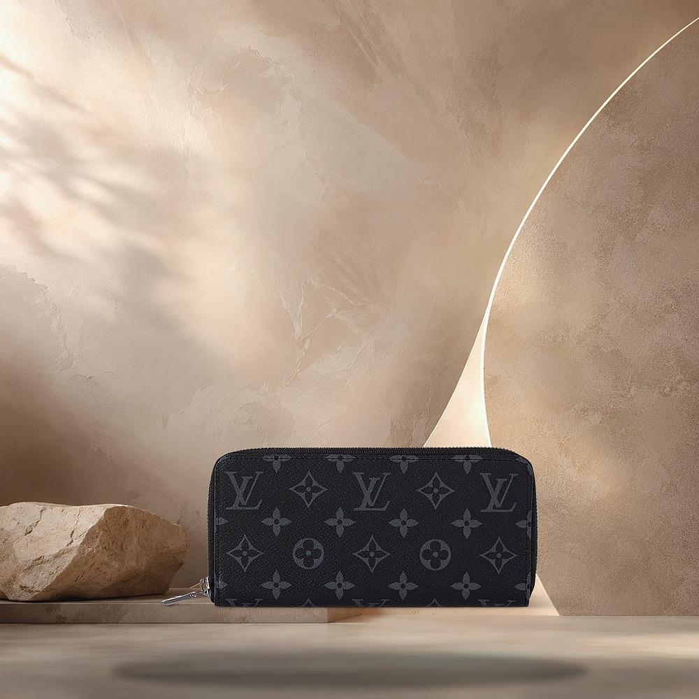 Louis Vuitton Monogram Eclipse Canvas Trio Toilette Pouch Wallet P01957