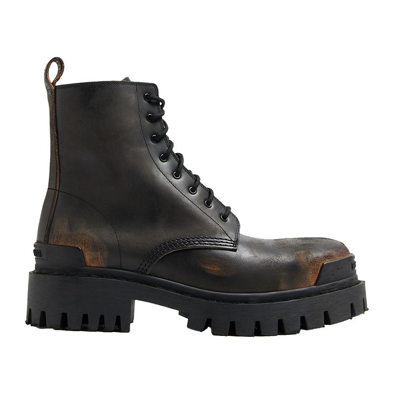 BALENCIAGA Strike Leather Chelsea Boots for Men Black