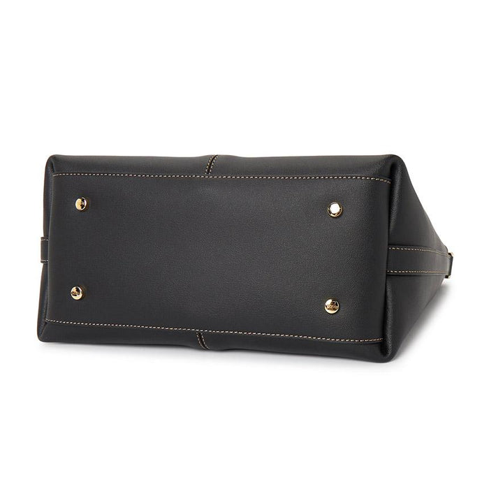 Tods Small Women’s Shopper Shoulder Bag XBWEBRF0200UBLB999