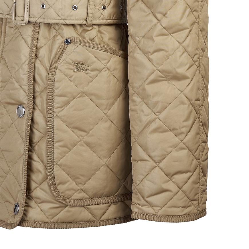 BURBERRY Women’s Diamond Quilted Jacket 8071842 W PENSTON A7026