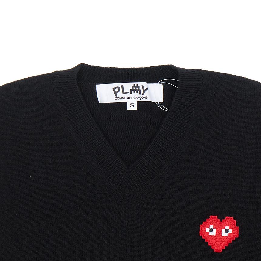 Comme des Garcons Invader Pixel Patch V-Neck Knit Sweater for Wome AZ N081 051 1