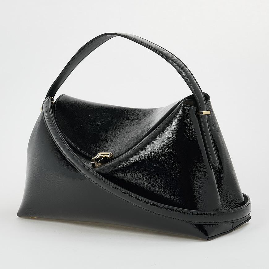 Toteme T-Lock Top Handle Shoulder Bag Black Leather Women’s 254 WAL961 LE0164