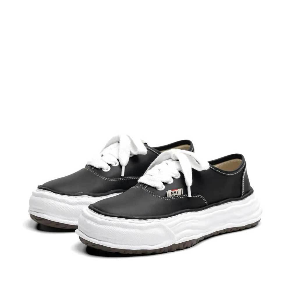 Maison Mihara Yasuhiro Baker 26 OG Sole Leather Low-Top Sneakers Black