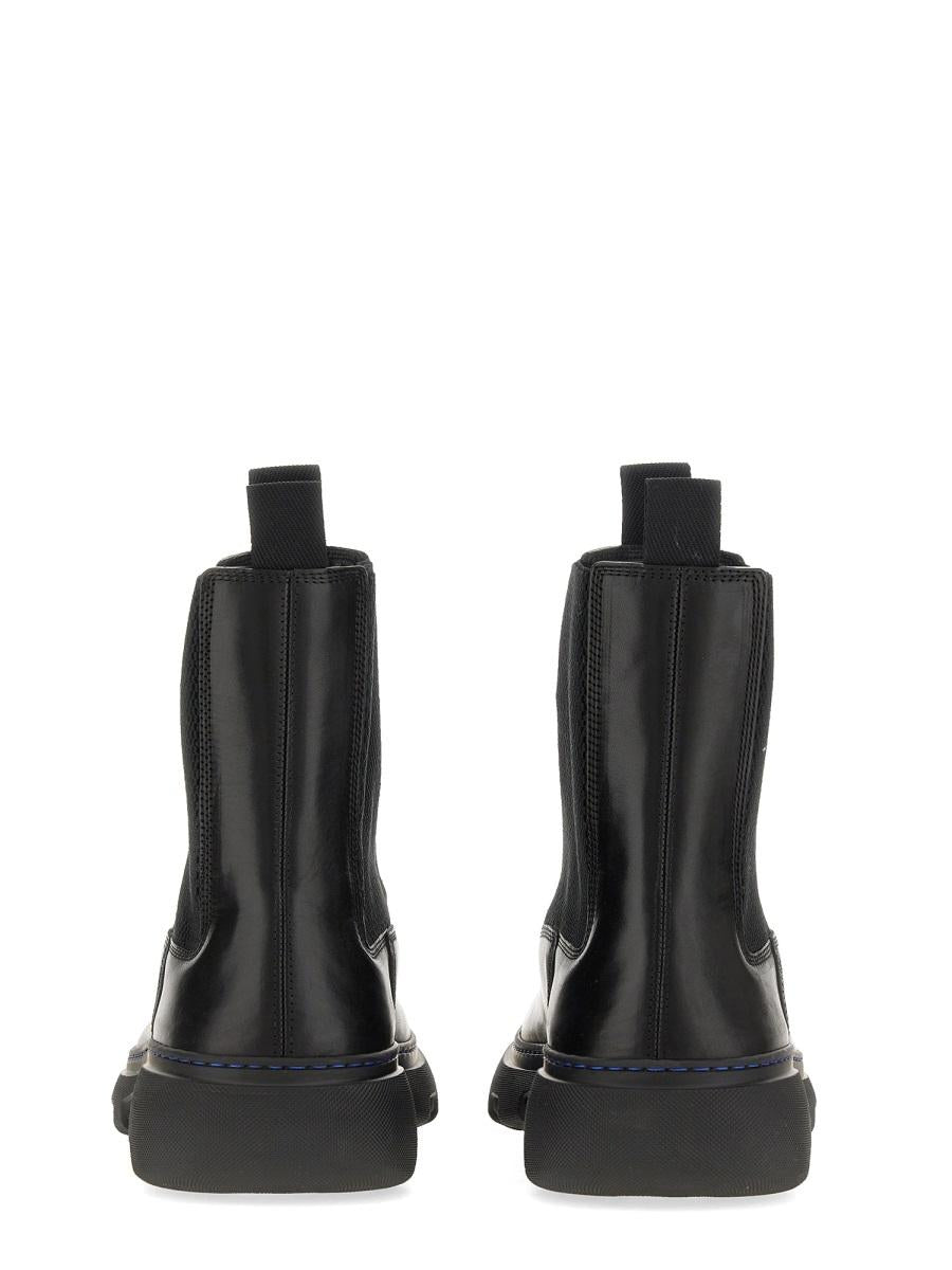 BURBERRY Black Leather Chelsea Boots