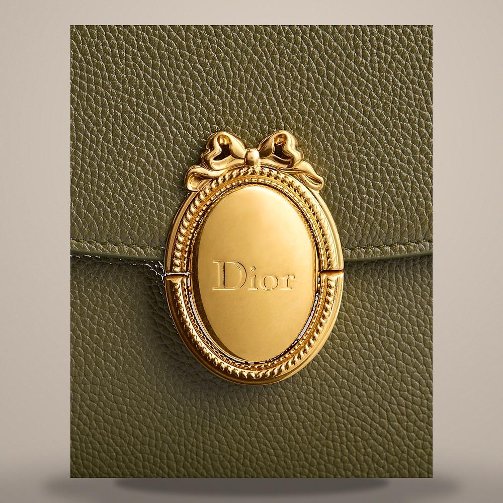 DIOR Medallion Flap Bag Medium Khaki Grained Calfskin Crossbody M3920QDWP M98H