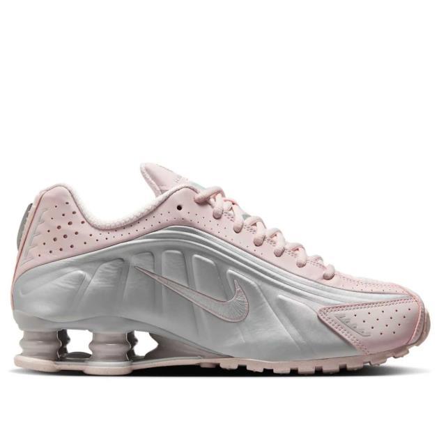 Nike Shox R4 Barely Rose Women’s Low-Top Sneakers