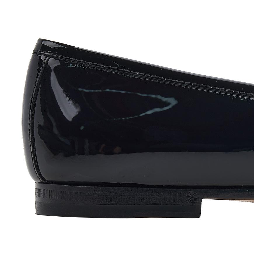 GUCCI Women’s Jordan Loafers 786016 AAA0P 1000