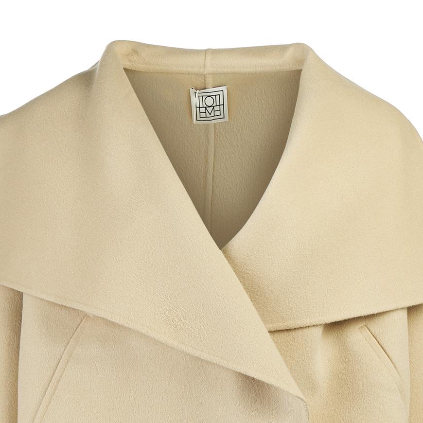 Toteme Women’s Signature Double-Breasted Blazer Jacket 252 WRO0203