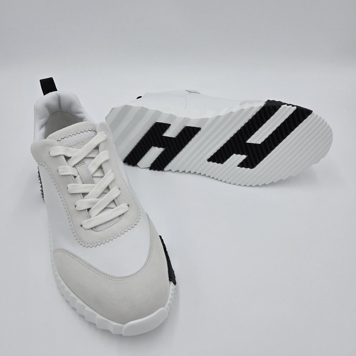 HERMES Bouncing Low-Top Sneakers White Leather H242810ZH90