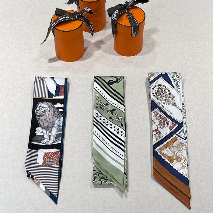 HERMES Silk Petit Le Philateliste du Faubourg Scarf White Navy