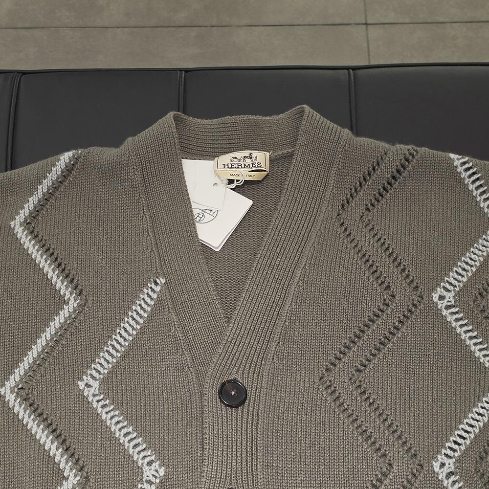 HERMES Mens Joa et Azur Button Cardigan Taupe Brown