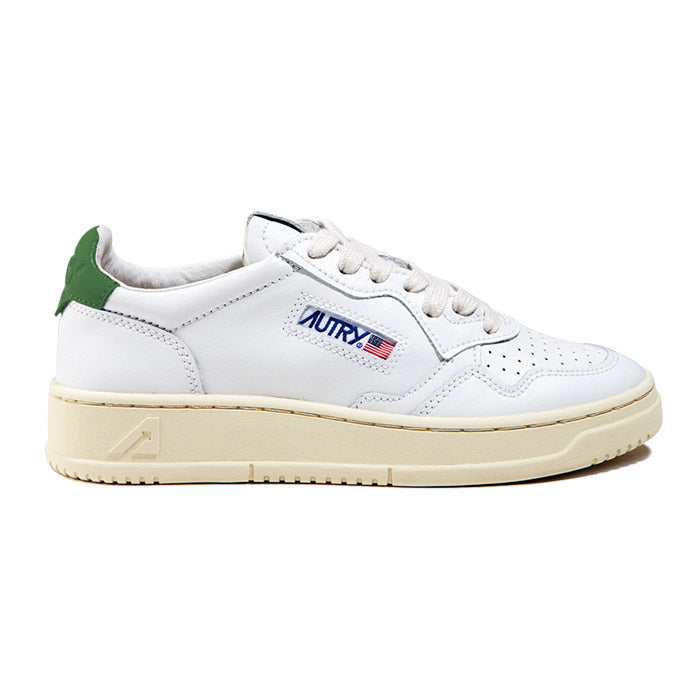 AUTRY Medalist Green Tab Low-Top Sneakers Women