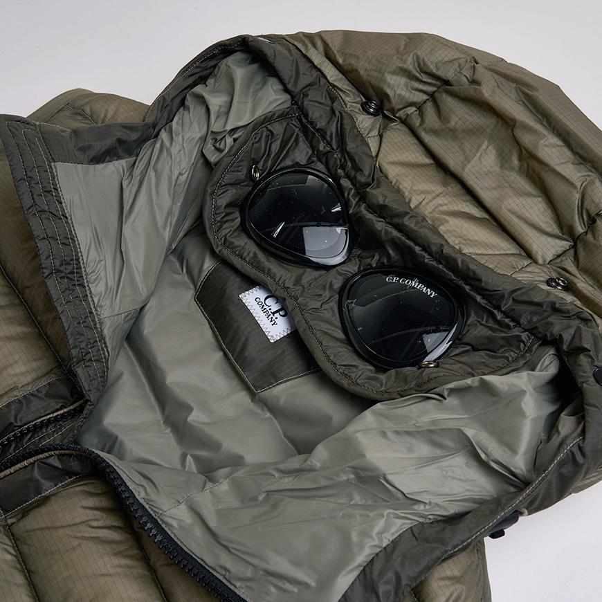 CP Company Men DD Shell Puffer Vest 19CMVE032A 110416A 356